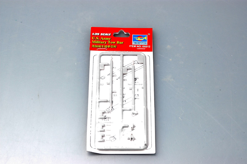 美軍戰(zhàn)車牽引桿     06612