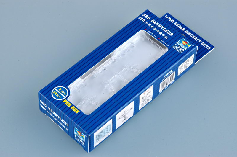 SBD-3 無畏式俯沖轟炸機(jī)     03402